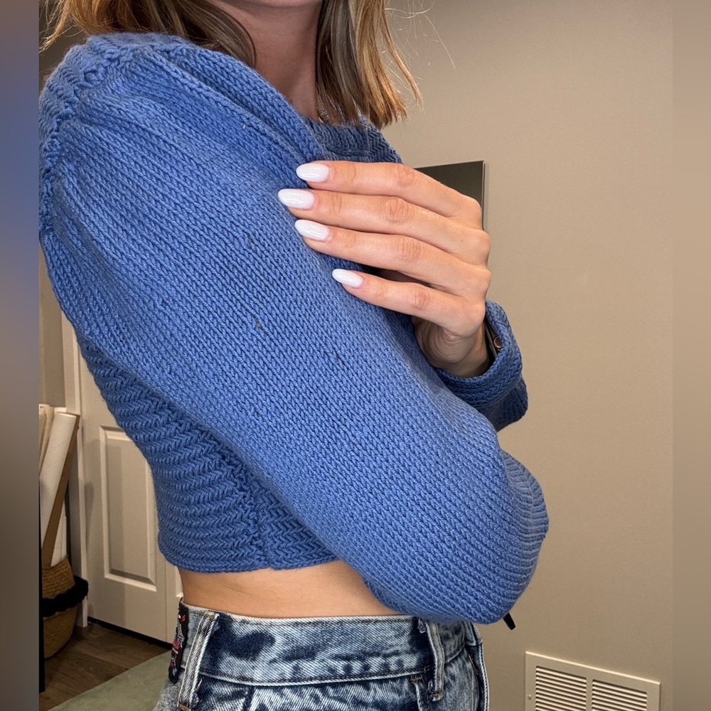 Cropped sweater - Picture 3 of 4
